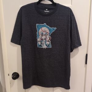 Fanatics Charcoal T-Shirt with Graphic Design